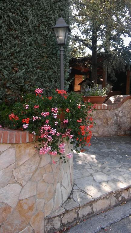 Parco Sogni D'Oro Aparthotel Montella Ngoại thất bức ảnh