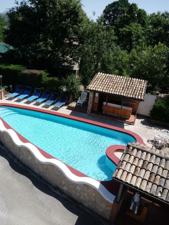 Parco Sogni D'Oro Aparthotel Montella Ngoại thất bức ảnh